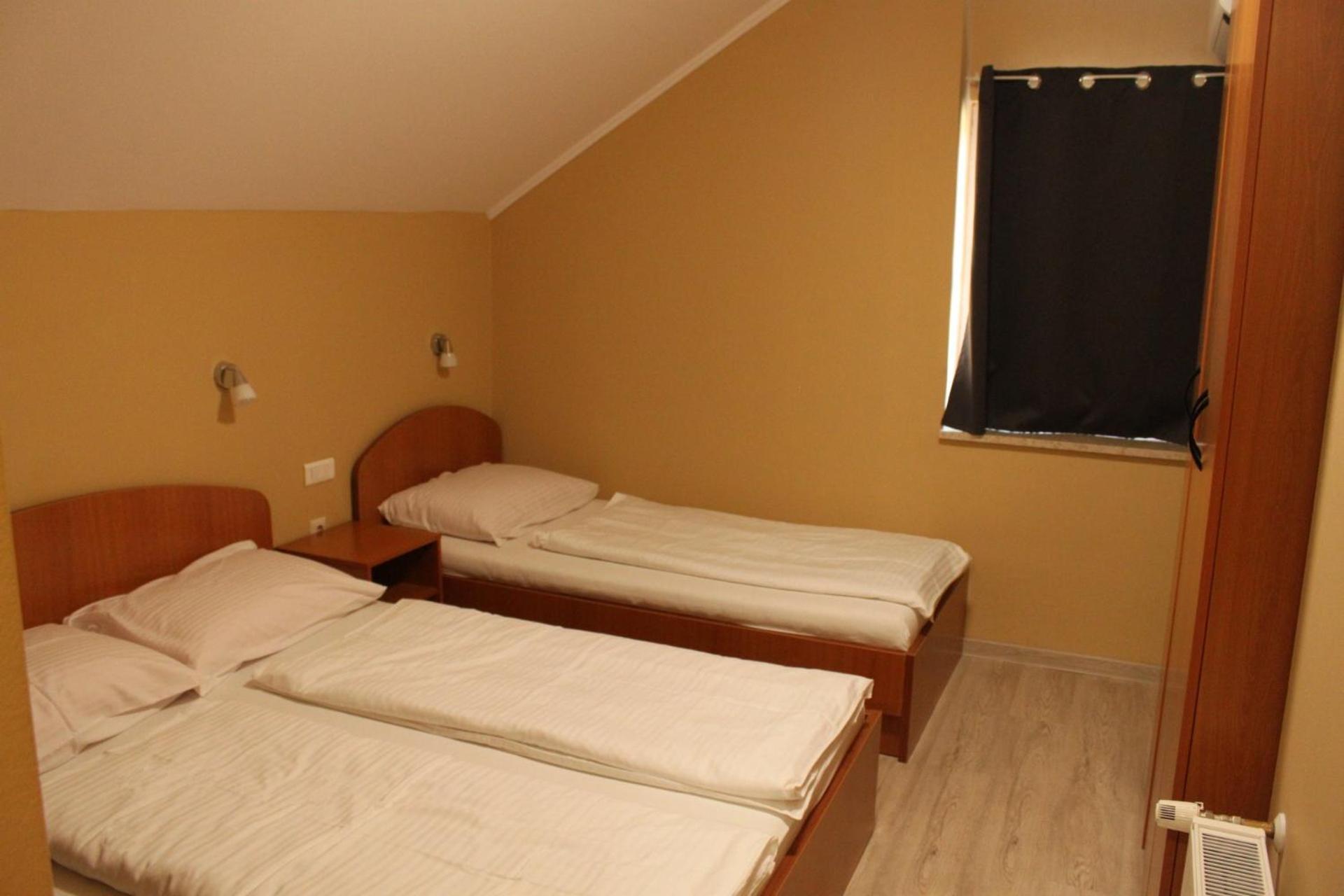 Guesthouse Rezekov Podrum Ястребарско Экстерьер фото