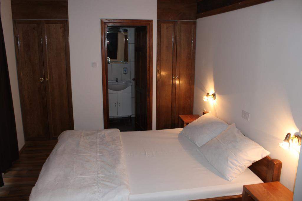 Guesthouse Rezekov Podrum Ястребарско Экстерьер фото