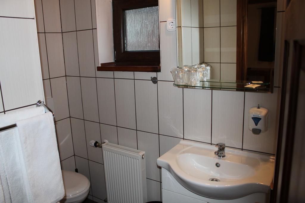 Guesthouse Rezekov Podrum Ястребарско Экстерьер фото