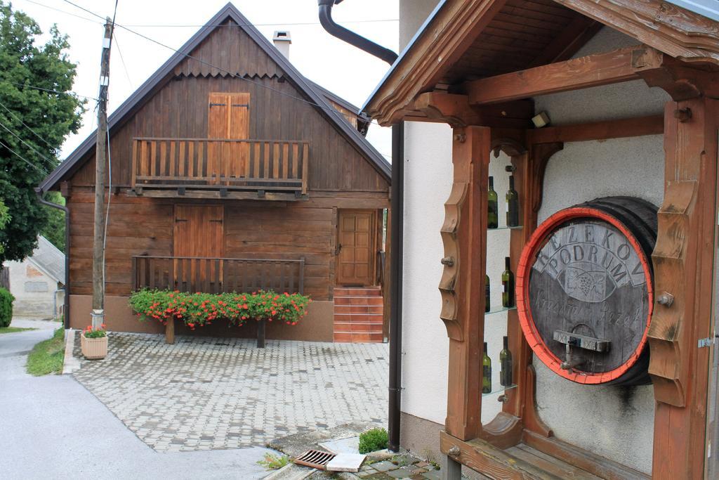 Guesthouse Rezekov Podrum Ястребарско Экстерьер фото